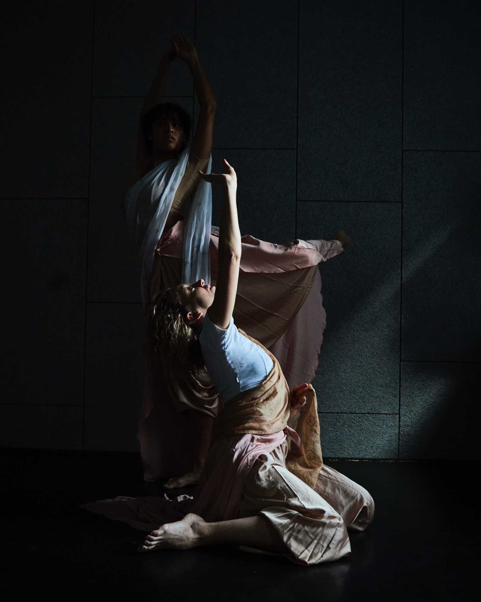 Samādhi Dance Company dancers in SATTVIKA